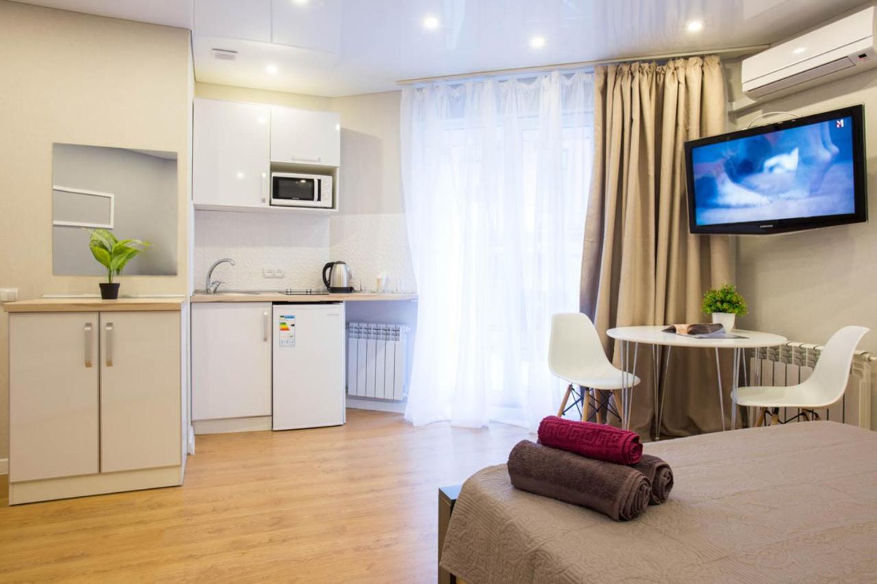 New Studio In The City Center - Mykoly Khvylovoho Str 5-2 Harkov Kültér fotó